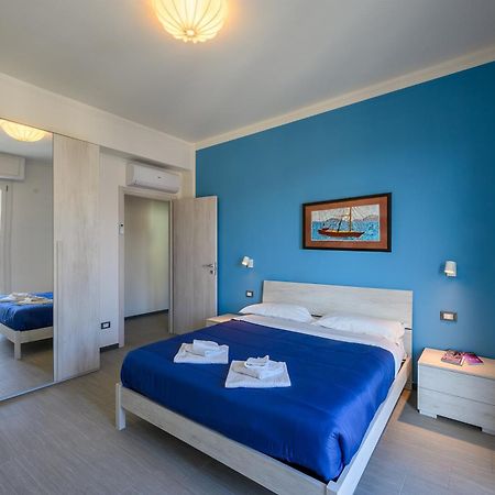 Blue Dream Apartment 14 La Spezia Bagian luar foto